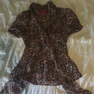 Beautiful floral flowy top